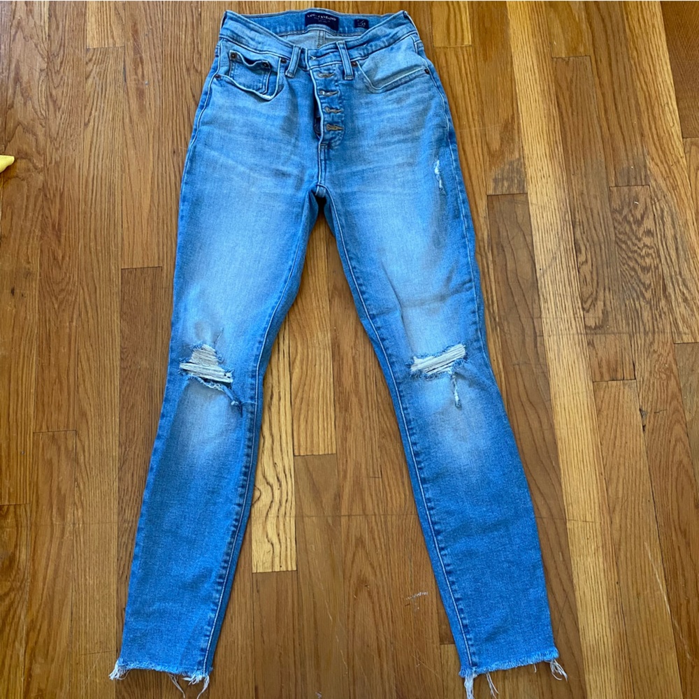 Lucky brand high rise jean